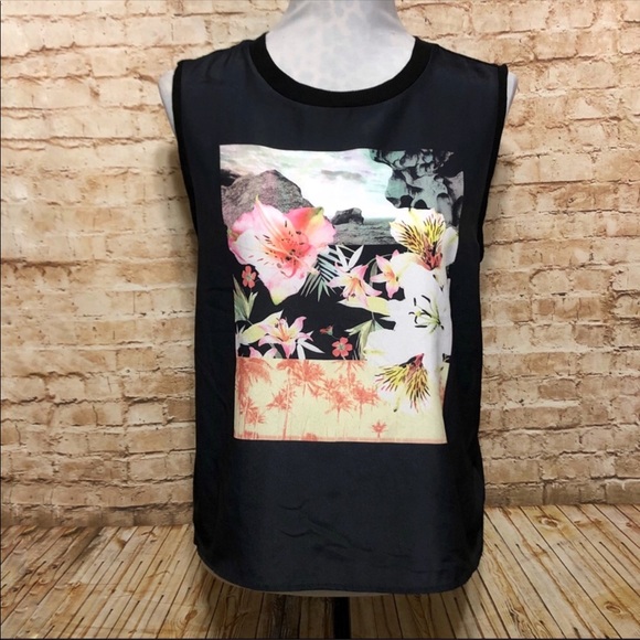 Express Mixed Media Sleeveless Blouse - Picture 2 of 8